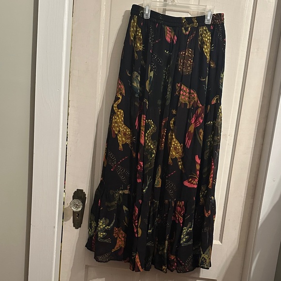 FARM Rio Black abstract jungle tiered full maxi skirt ONLY M - Picture 6 of 7